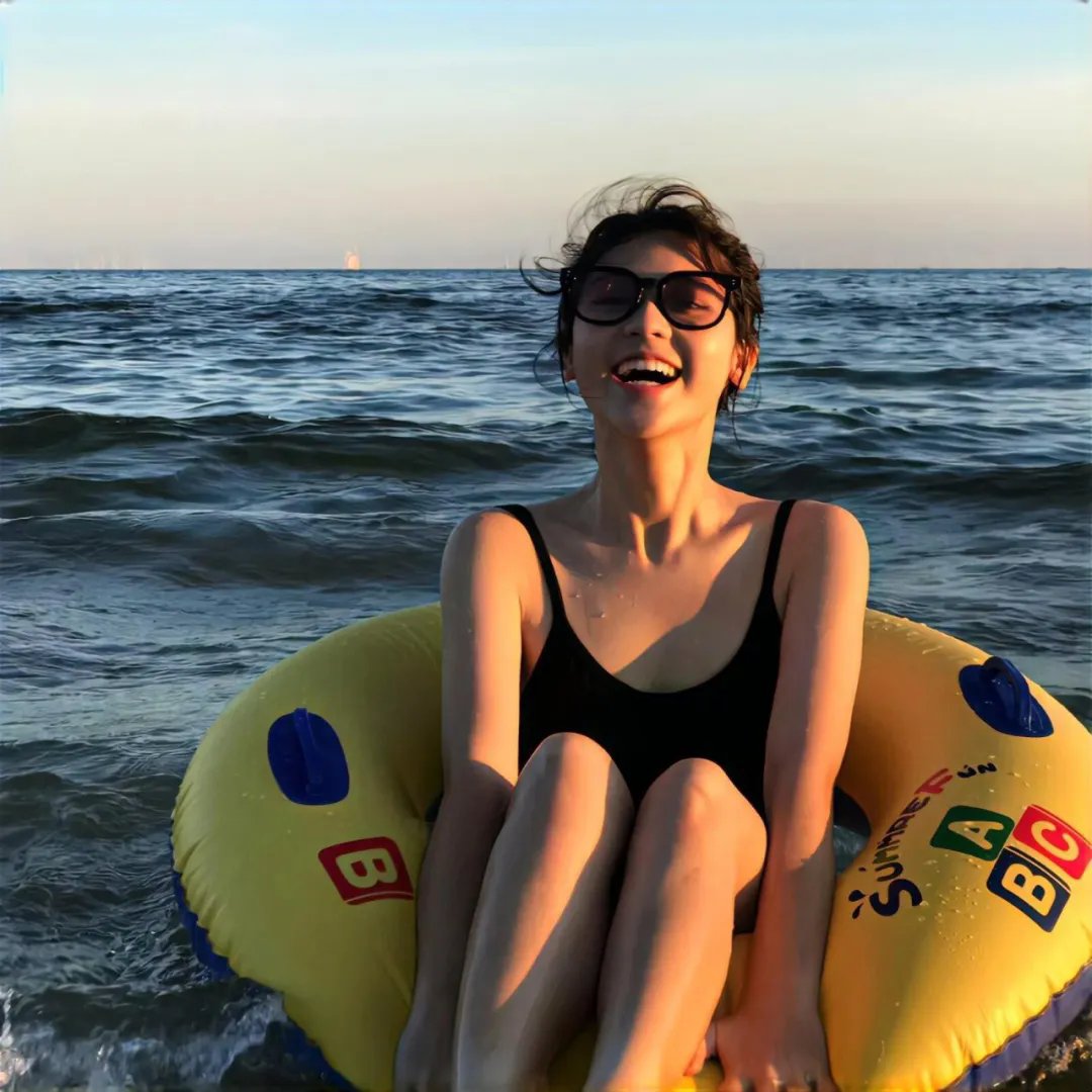 亚历克斯与艾玛 海报